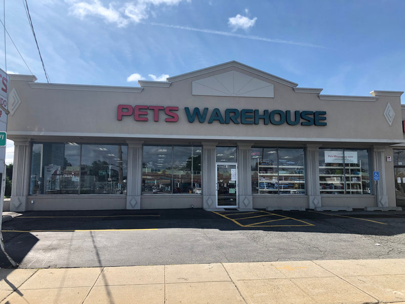 Storefront of Pets Warehouse Lindenhurst