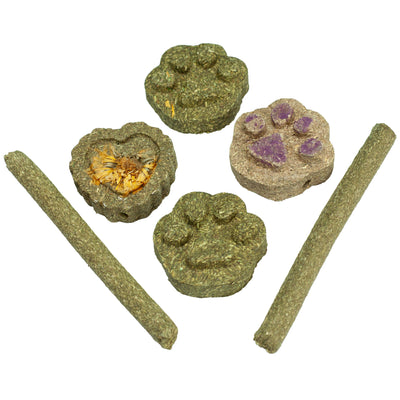 A & E Cages Barnyard Nibbles Hay Chew Small Animal Bites Variety 6Pc 644472014365