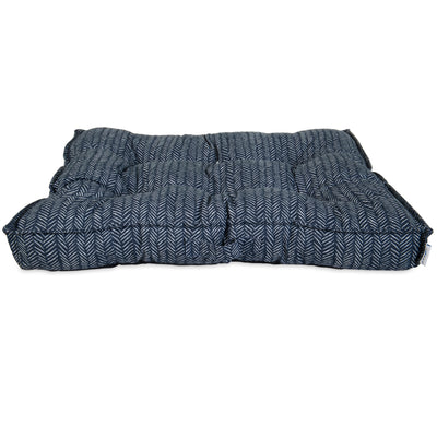 LA Z BOY Izzy Indoor/Outdoor Dog Mattress Navy 36In X 30 in 029695809989